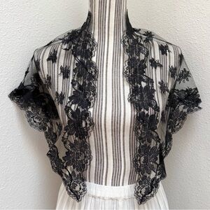 Vintage Black Lace Fichu Tie Front Capelet Whimsygoth Coquette